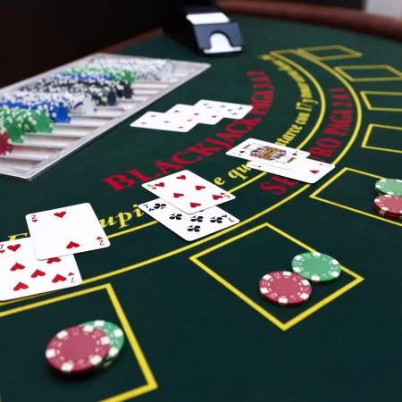 線上二十一點（Blackjack）遊戲玩法簡介