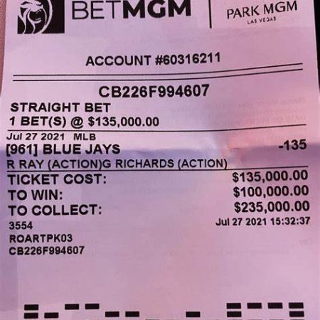 線上體育平台 VS 實體投注店：各有千秋，按需選擇，精明投注