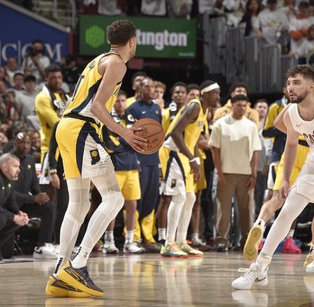 夏利伯頓三分絕殺，步行者120-119反勝騎士
